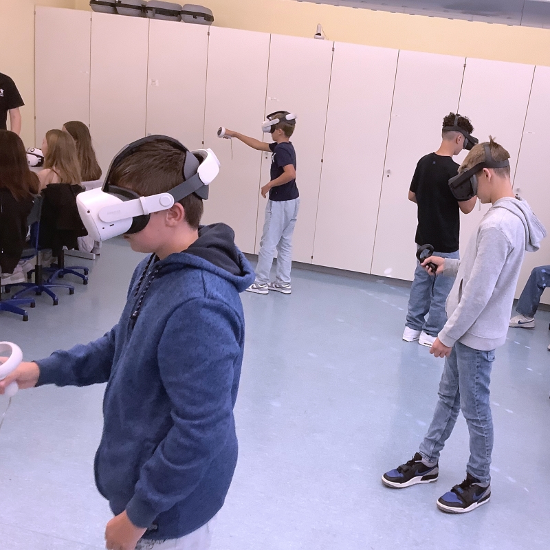 VR im Klassenraum.jpg